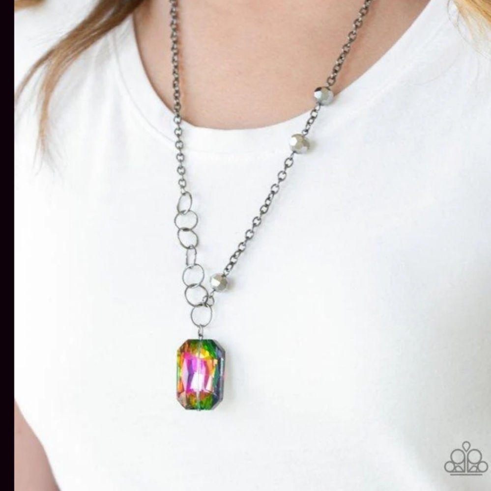 Paparazzi Oil Spill & Gunmetal Necklace